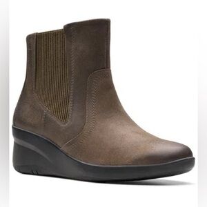 Clarks Collection Womens Suttyn Rae Slate Leather Ankle Chelsea Boots 9.5 BNIB